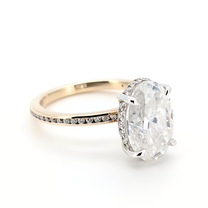 Elannet - Moissanite taille ovale à la modernité intemporelle