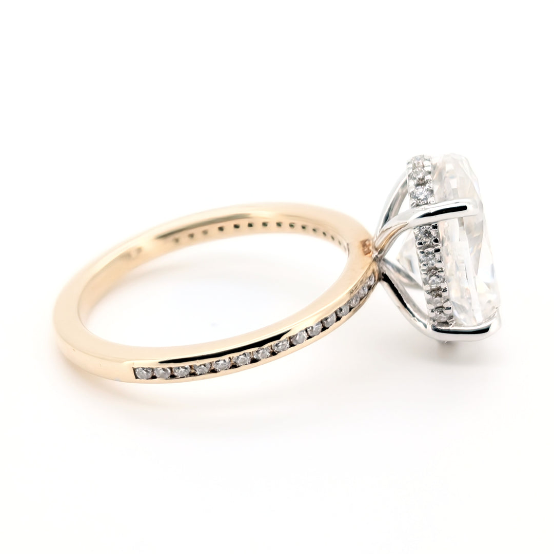 Elannet - Moissanite taille ovale à la modernité intemporelle