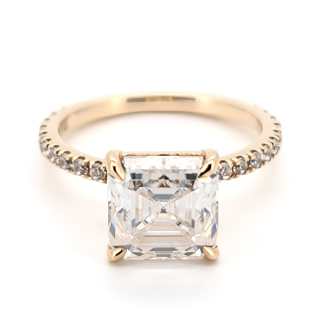 Vivrenesse – Anillo de moissanita de corte cojín con un toque urbano y elegante