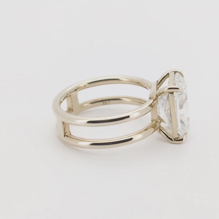 Esplendor: Anillo de moissanita de corte radiante, extravagante y seguro